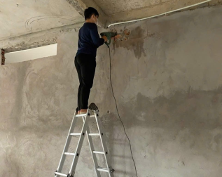 THI CÔNG ỐNG ÂM TƯỜNG CHO MÁY LẠNH ĐÚNG KỸ THUẬT