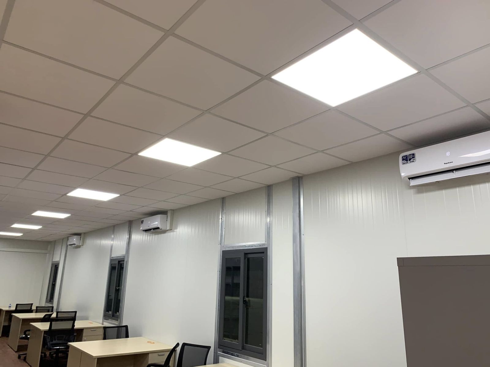 THI CÔNG ĐIỀU HÒA CHO NHÀ LẮP GHÉP