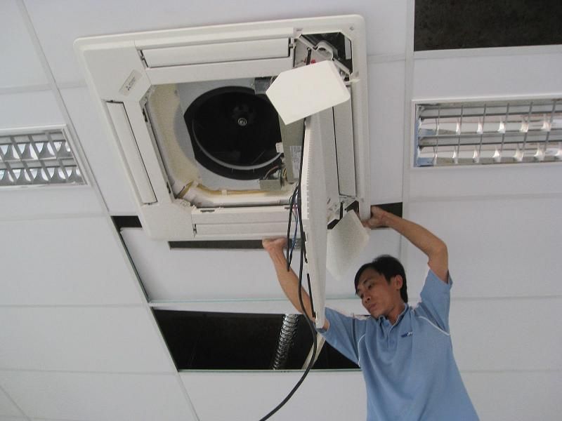 vệ sinh máy lạnh văn phòng
