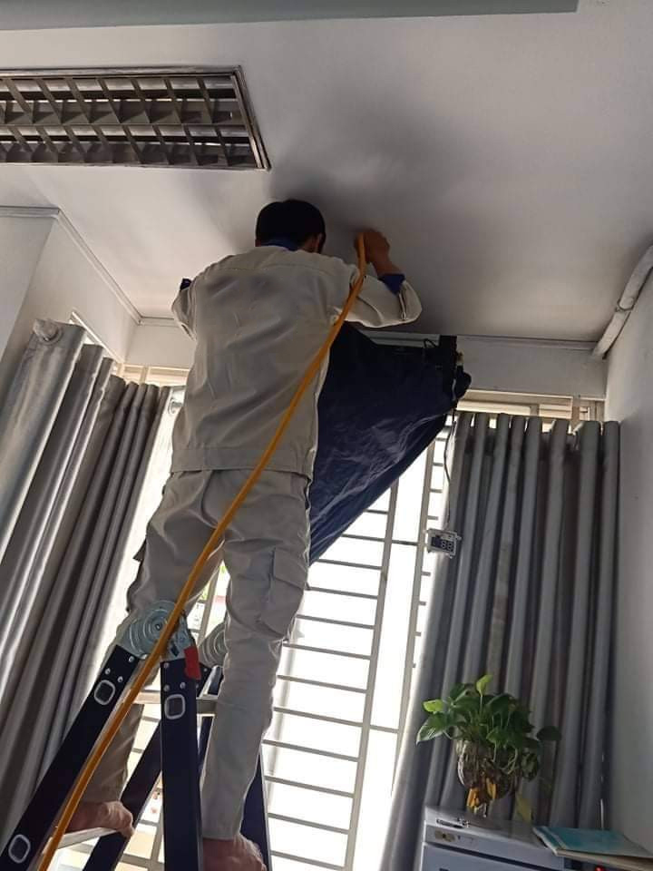 Dịch Vụ Vệ Sinh Máy Lạnh Tại Nhà TPHCM