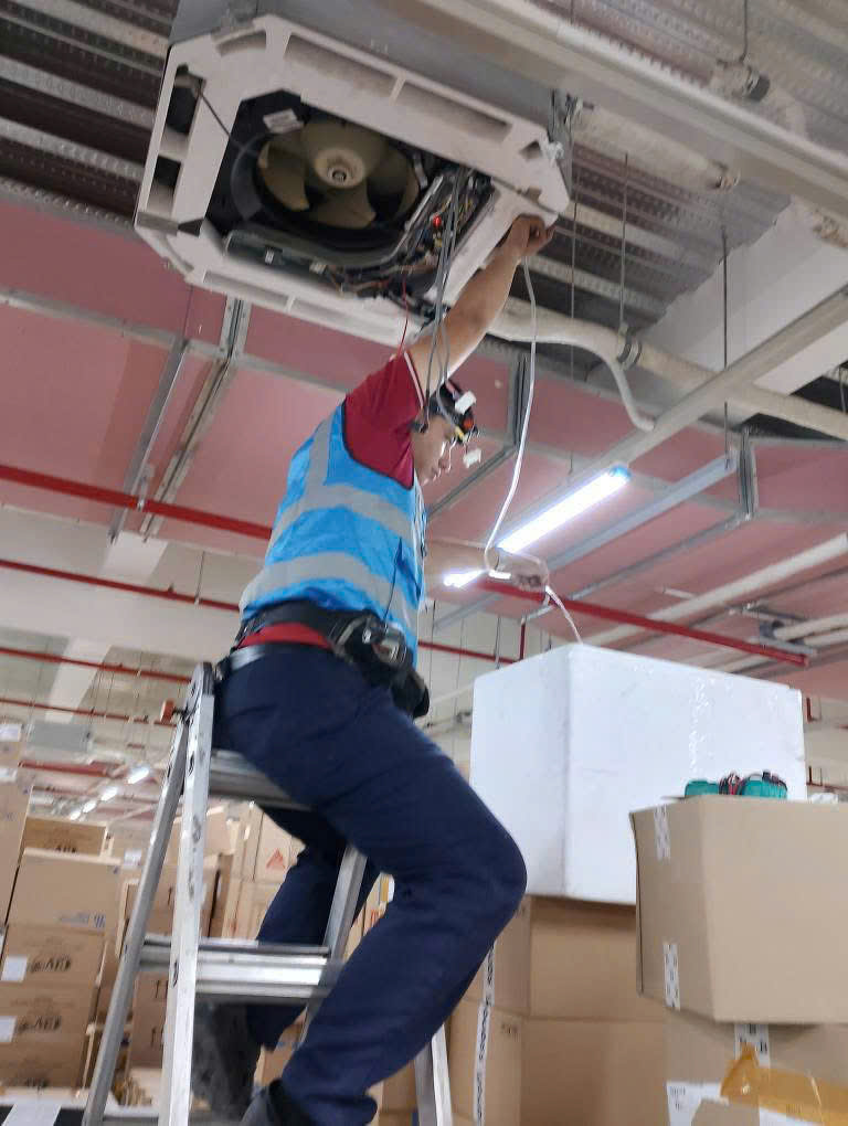 LẮP ĐẶT ĐIỀU HÒA ÂM TRẦN CASSETTE TẠI TP.HCM