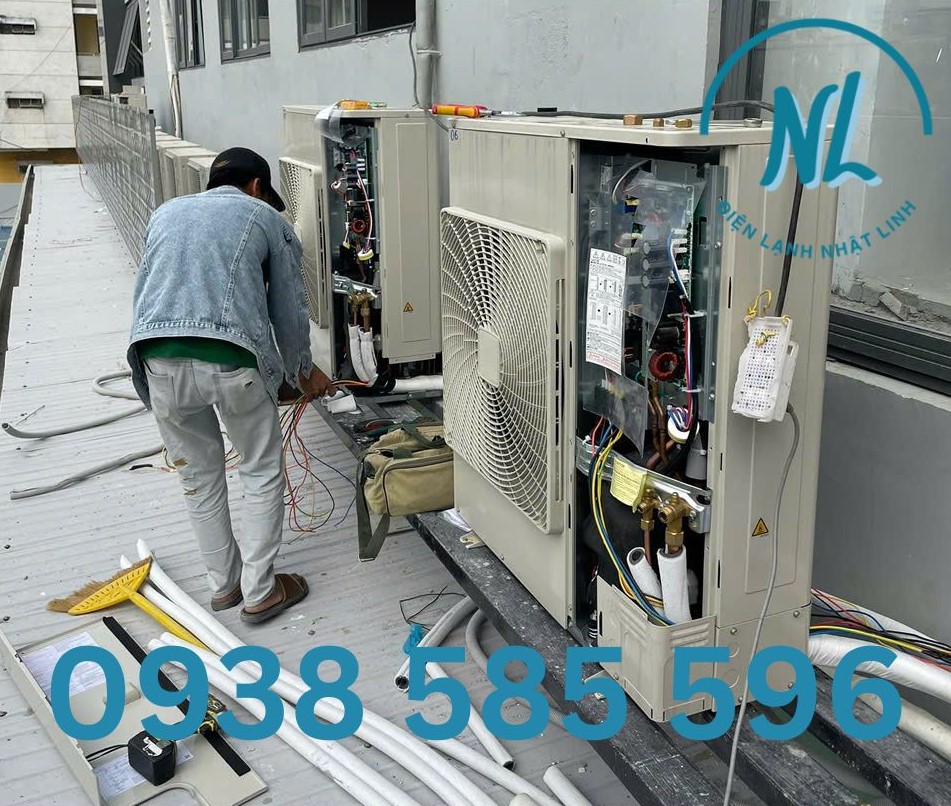 MÁY LẠNH DAIKIN SKYAIR TỦ ĐỨNG
