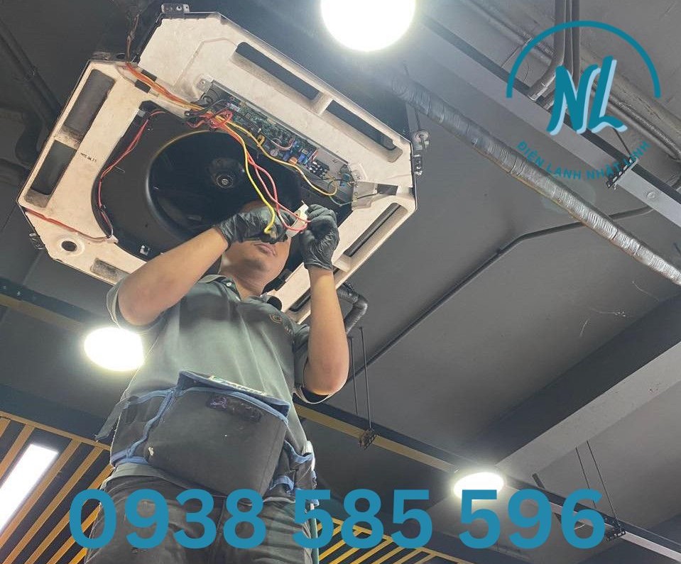 SỬA CHỮA MÁY LẠNH DAIKIN SkyAir
