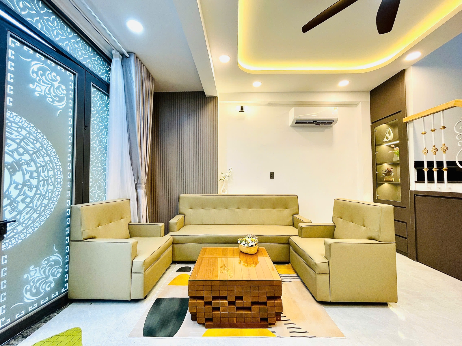 ĐỘI NGŨ THI CÔNG LẮP ĐẶT MÁY LẠNH CHUNG CƯ TẠI TP.HCM